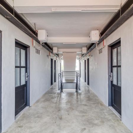 Reddoorz Syariah Near Galeria Mall Yogyakarta Exterior photo