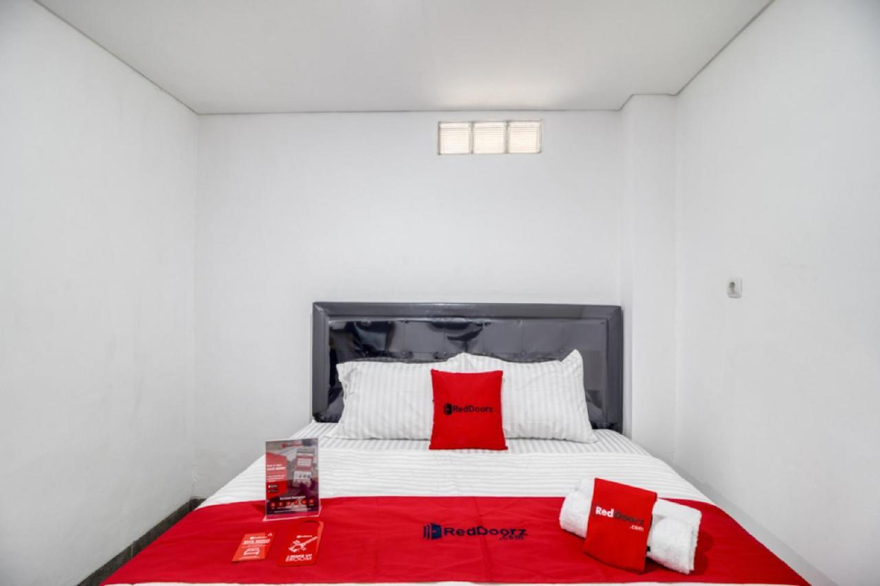 Reddoorz Syariah Near Galeria Mall Yogyakarta Exterior photo