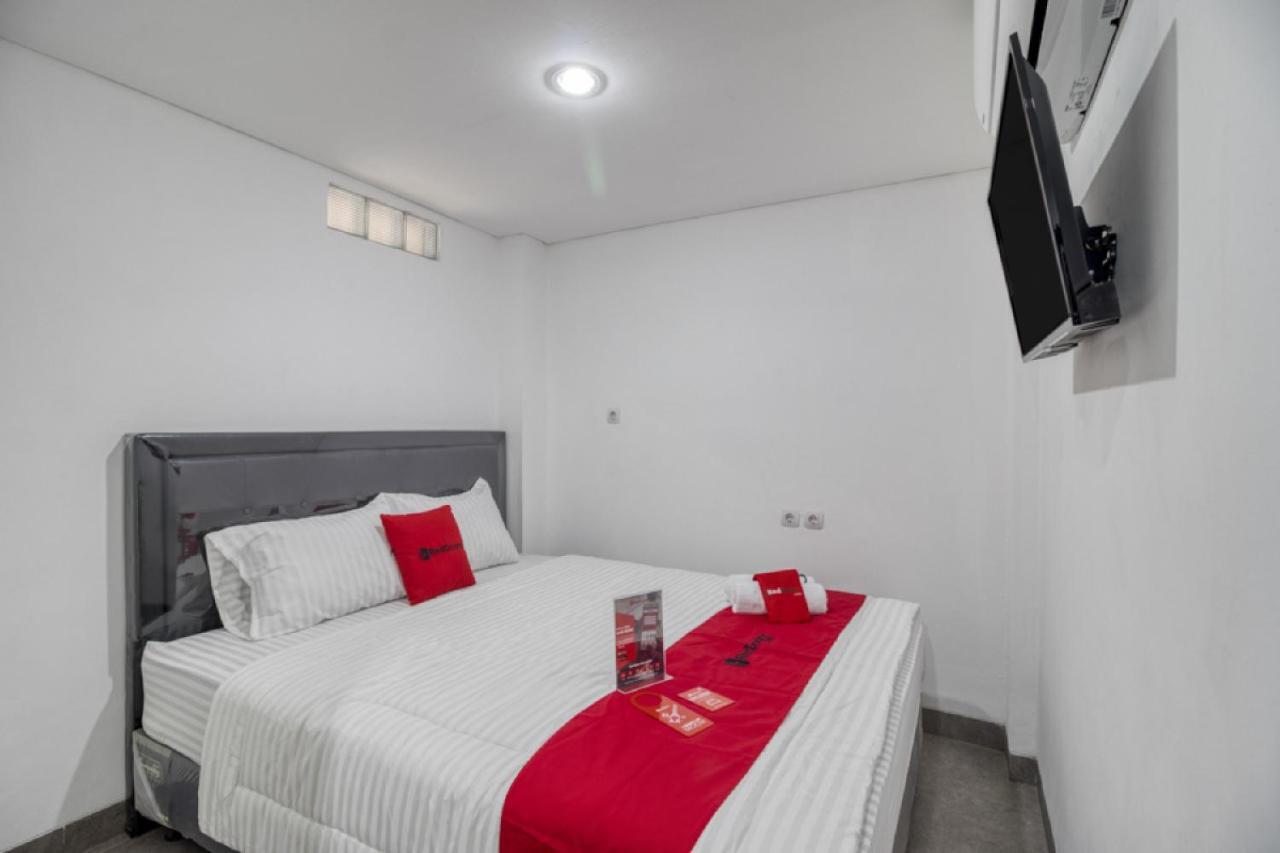 Reddoorz Syariah Near Galeria Mall Yogyakarta Exterior photo